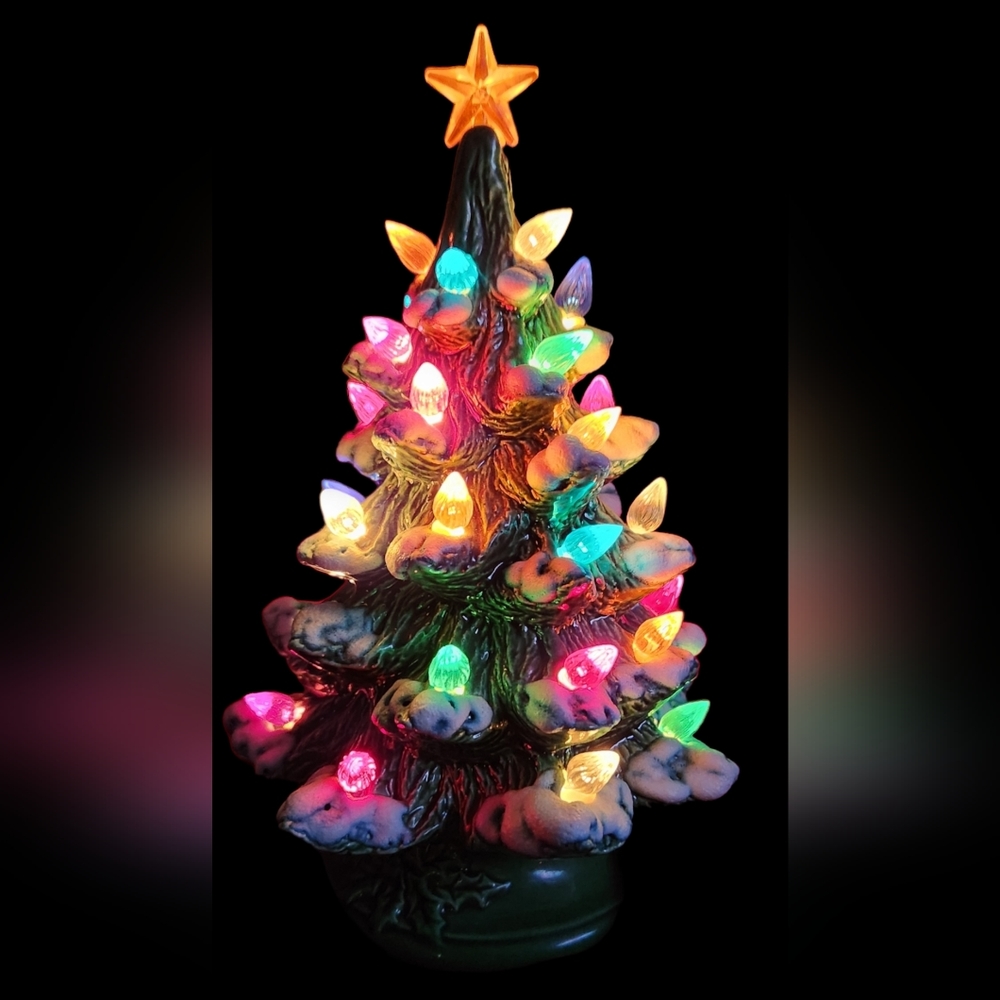 Nostalgic Cermaic Christmas tree with base.  8in.